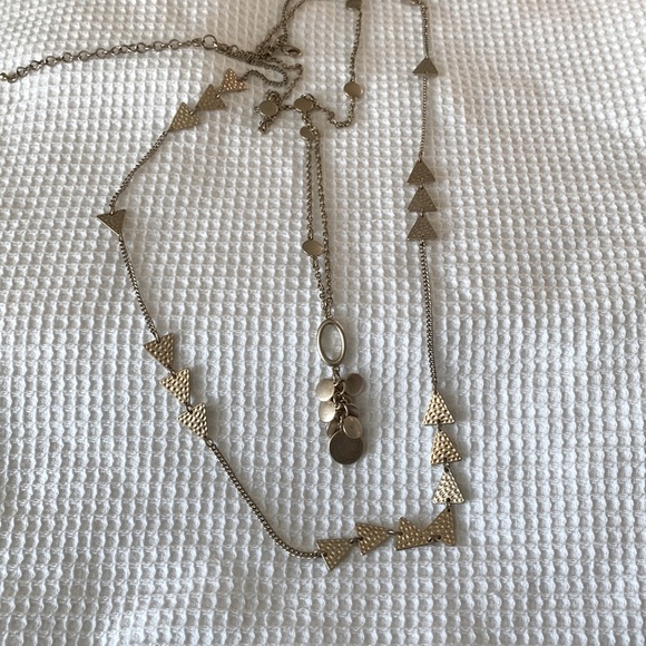 Premier Designs Geometric Triangles and circle Neklace - Picture 3 of 3